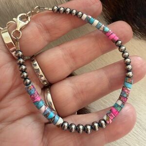 ❤️ 4mm 7 to 7.5” ADJ Navajo Style Desert Pearl And Heishi Cotton Candy Bracelet